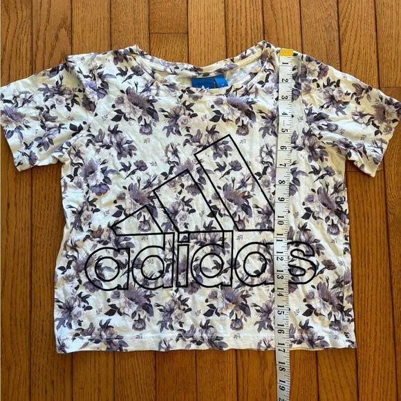 Adidas purple floral cotton cropped tee size medium - Picture 6 of 6